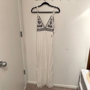 Lulus white maxi dress